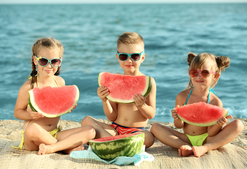 6 Best Beach Snacks for Kids  Kid-Friendly Beach Food - Little
